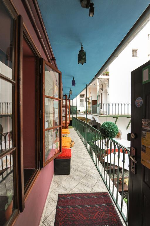 Backpacker Hostel Praga Zewnętrze zdjęcie